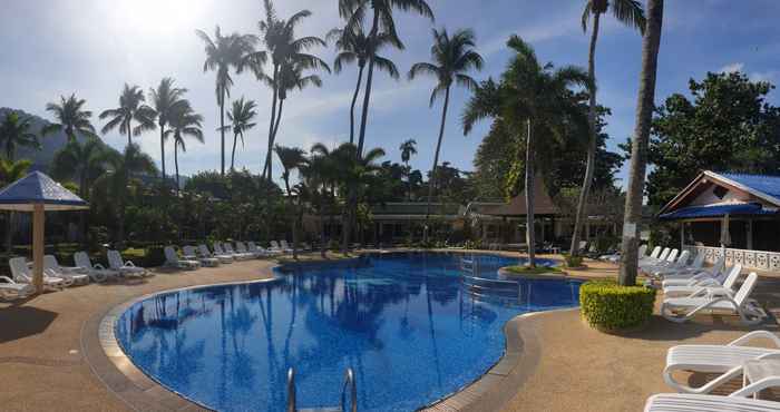 Swimming Pool Andaman Lanta Resort (SHA Extra +)