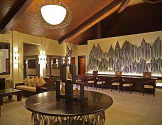 Lobby 2 Two Seasons Coron Island Resort