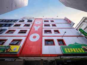 Bangunan 4 OYO 431 Hotel De Grand Orchard