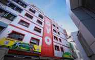 Bangunan 7 OYO 431 Hotel De Grand Orchard