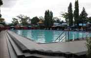 Swimming Pool 5 Hotel Galuh Prambanan