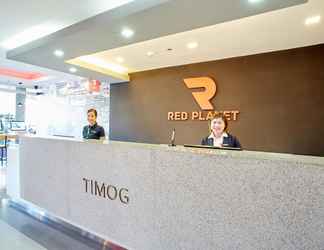 Lobby 2 Red Planet Quezon City Timog