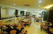 Restaurant 7 Hotel Swarna Dwipa Palembang