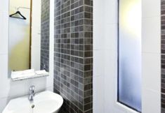 Toilet Kamar 7 Express Inn - Mactan