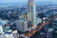 Bangunan Crown Regency Hotel and Towers 