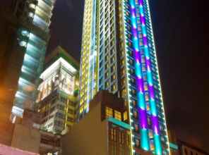 Exterior 4 Crown Regency Hotel and Towers 