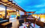 Bar, Kafe, dan Lounge 4 Harolds Evotel Cebu