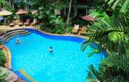 Kolam Renang 7 The Viridian Resort (SHA Plus+)