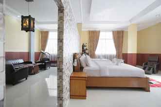 Bedroom 4 Imelda Hotel - Water Park - Convention