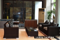 Lobby Crown Hotel