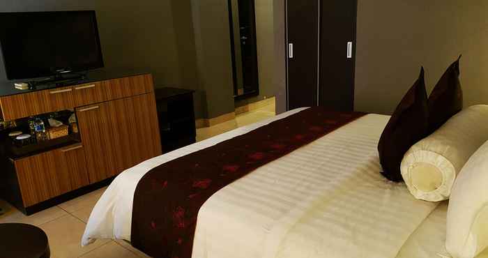 Kamar Tidur Crown Hotel