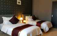 Kamar Tidur 5 Crown Hotel