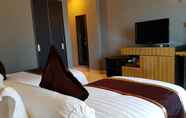 Kamar Tidur 7 Crown Hotel