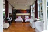 ห้องนอน Bukit Cikahuripan Resort