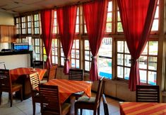 餐厅 7 Hotel Dequr Jakarta Kota