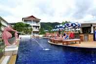 สระว่ายน้ำ Karon Princess Hotel  (SHA Plus+)