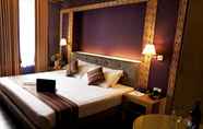 Bedroom 6 Hotel La Corona Manila 