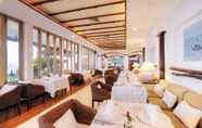 Bar, Cafe and Lounge 5 Cape Panwa Hotel