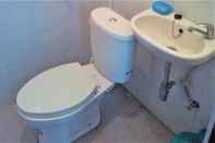 Toilet Kamar Anantaya Home