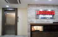 Lobi 6 Lighthouse Hotel & Shortstay Uptown Damansara