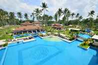 Kolam Renang Princesa Garden Island Resort and Spa