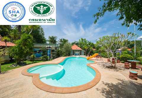 Swimming Pool Tontarn Resort & Spa (SHA)