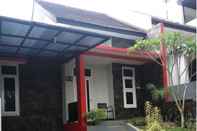 Bangunan Villa Batoe BR C-9