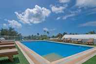 Swimming Pool The Tides Hotel Boracay