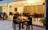 ร้านอาหาร 3 Bamboo Beach Hotel & Spa