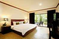Kamar Tidur Bamboo Beach Hotel & Spa