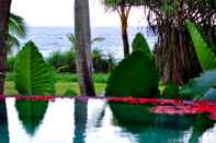 Swimming Pool Sejuk Beach Villas