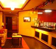 Lobi 3 Dulcinea Hotel and Suites