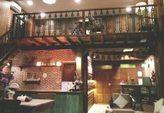 Lobby 6  Rustic River Boutique