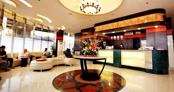 Lobby Eurotel Makati