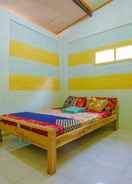 BEDROOM SPOT ON 1762 Gandrung Payungan Family Inn