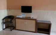 Kamar Tidur 3 Hotel Arowana Jember 