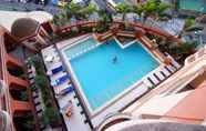 Swimming Pool 4 Torre Venezia Suites