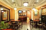 Bar, Kafe dan Lounge Herald Suites