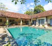 Swimming Pool 3 Bali Merita Villa