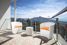 พื้นที่สาธารณะ Azcarya Villa Type Harry