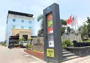 Bên ngoài 4 Nadias Hotel Cenang Langkawi