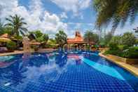 Kolam Renang Baan Grood Arcadia Resort & Spa