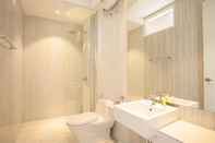 Toilet Kamar Azcarya Villa Type Adjar