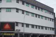 Exterior D Eastern Hotel