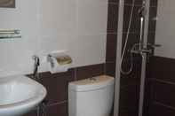 Toilet Kamar D Eastern Hotel