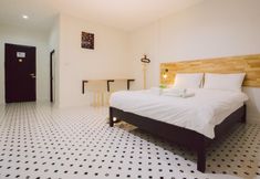 Bedroom 4 Maa Lamaii Hotel