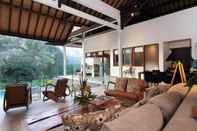 Ruangan Fungsional Villa Umah Wake