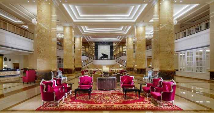 Lobby Adimulia Hotel Medan