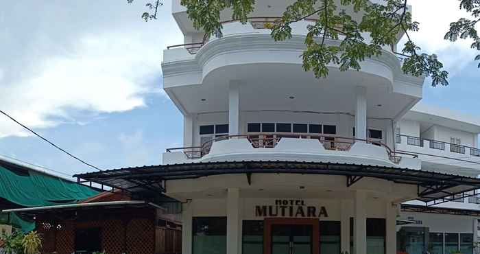 ภายนอกอาคาร Hotel Mutiara Tarakan