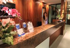 Lobby 4 Inn Residence Serviced Suites
